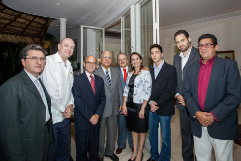 Recepção da delegação brasileira na embaixada do Brasil em Cuba.