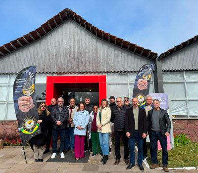 Promotores e avaliadores do 4º Concurso Brasileiro de Vinhos de Mesa. Foto: Carlane Cuccarolo