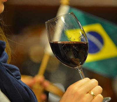 Benefícios do vinho consumido com moderação serão reforçados no Simpósio