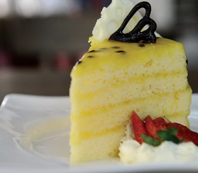 Bolo Trufado de maracujá.