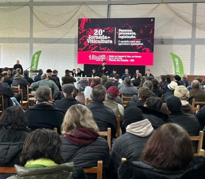 Produtores gaúchos pedem atualização da legislação trabalhista rural e rechaçam rótulo de “escravistas” em audiência pública durante a 20ª Jornada Vitícola (2)